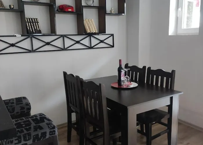 Stefea Apartment