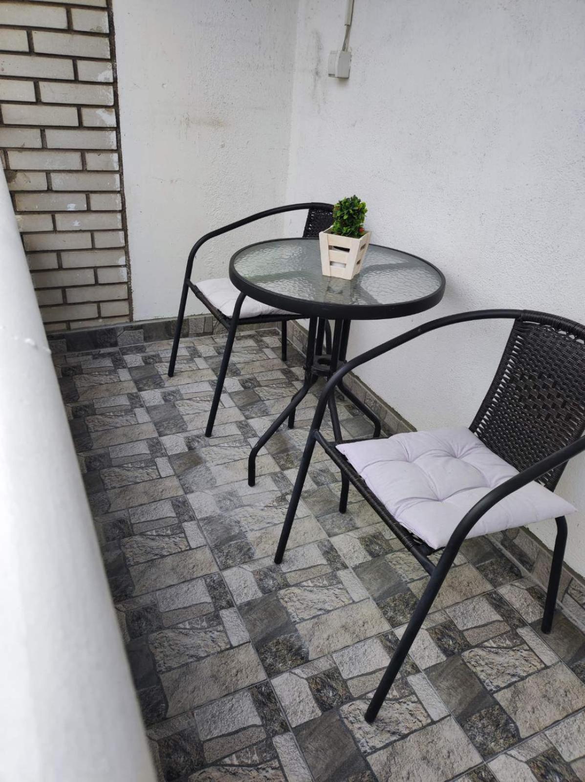 Stefea Apartment